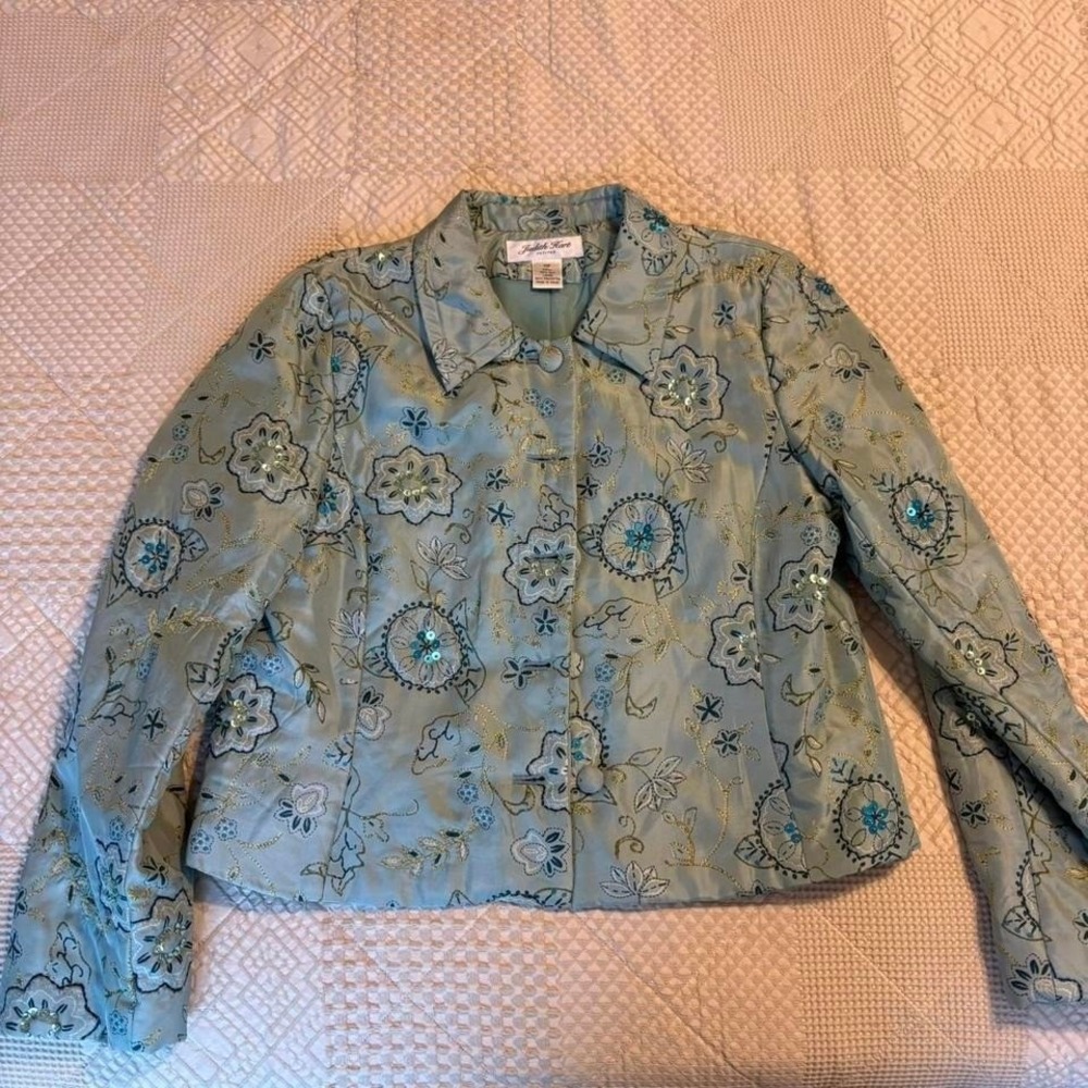 VTG Judith Heart Blue floral embroidered silk jacket with sequins, Medium